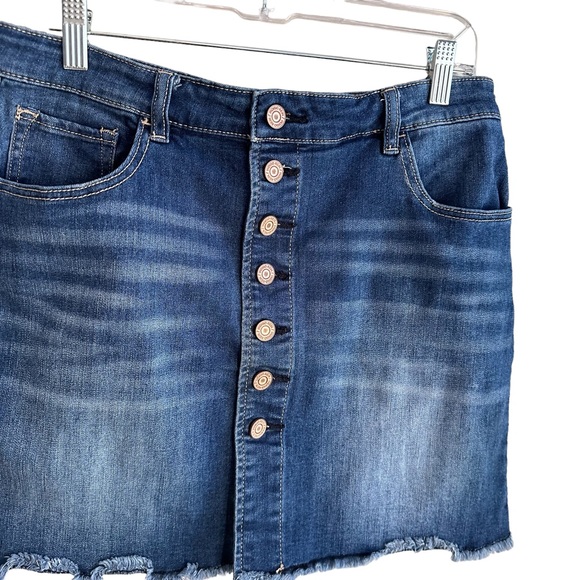 Indigo Rein button up jean skirt 12 - Picture 3 of 7